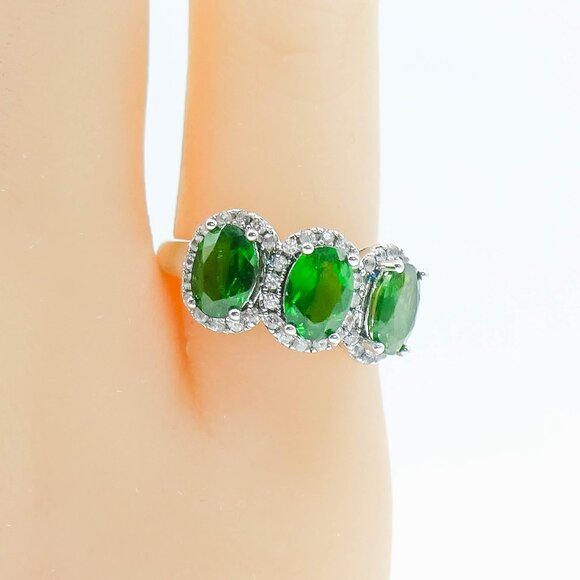Chrome Diopside and White Topaz Three Stone Ring Sterling Silver Size 5 - Picture 4 of 4